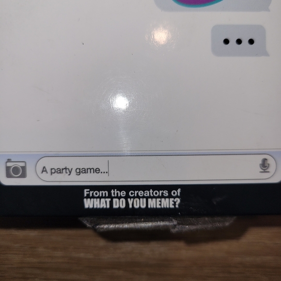 What Do You Meme New Phone Who Dis On The Go Party Card Game Ages 13+ and Up New - Picture 4 of 7